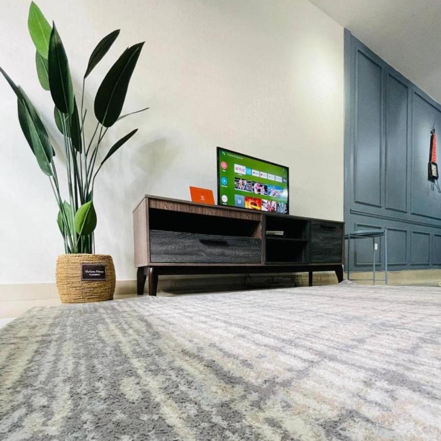Wallaway2Stay Kiara Nilai Apartment 3 Bedroom Exterior photo