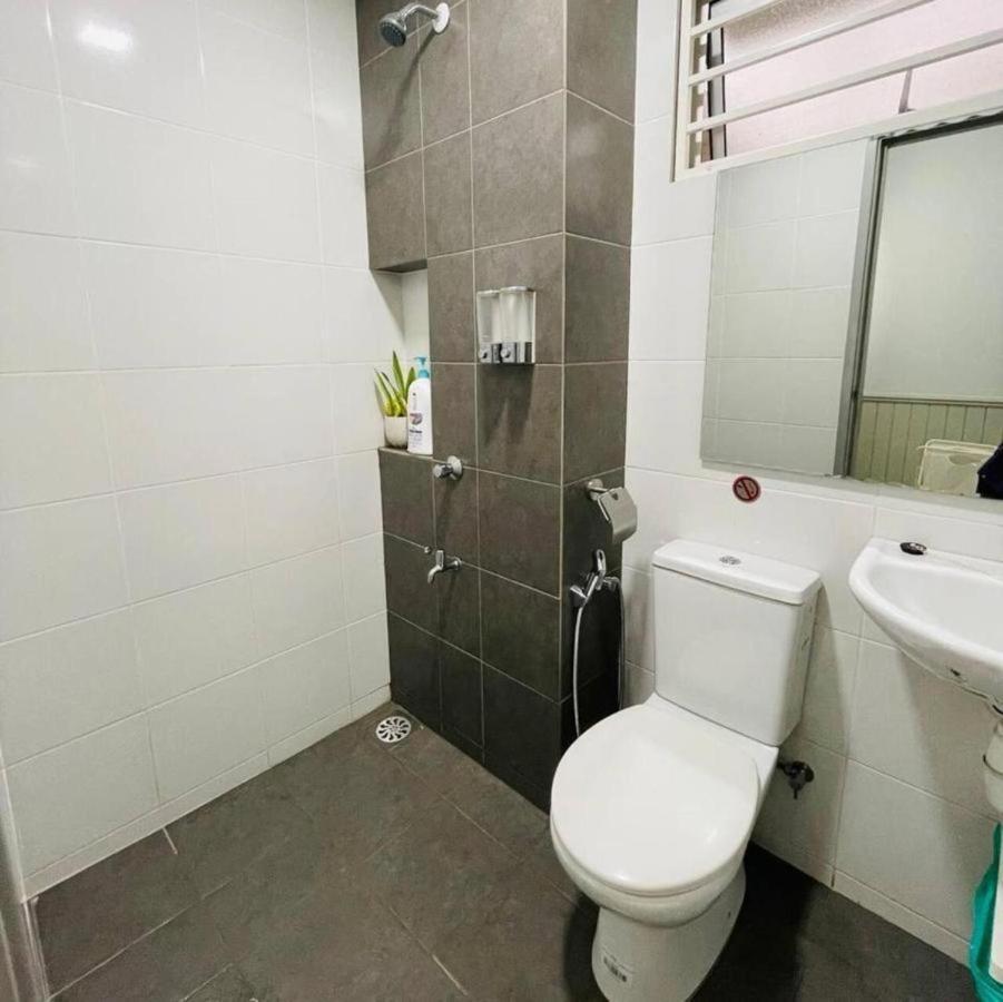Wallaway2Stay Kiara Nilai Apartment 3 Bedroom Exterior photo